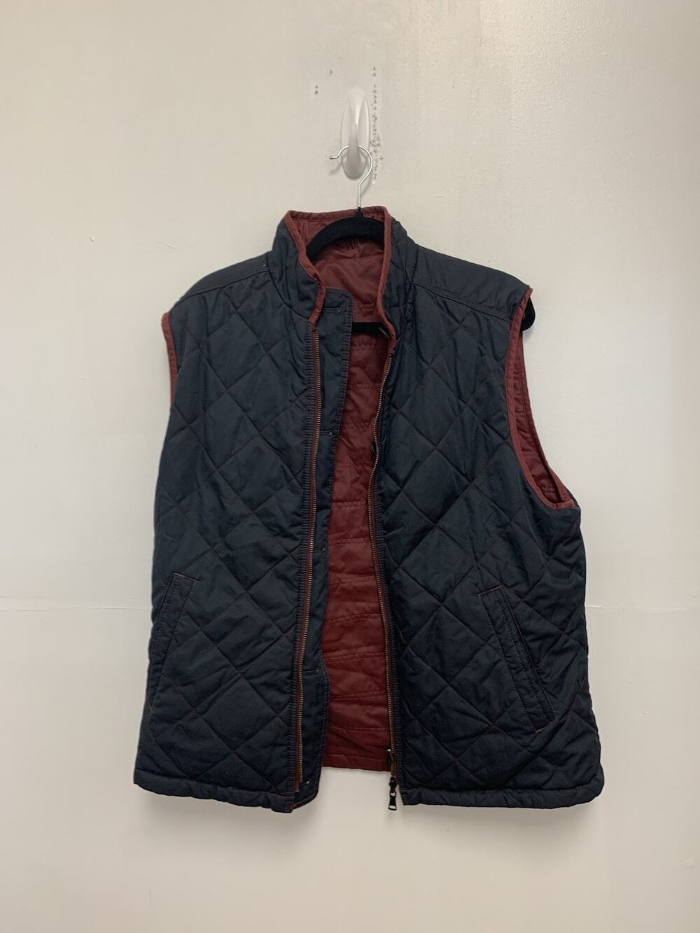 Johnnie O Berg 2 Way Front Reversible Vest Spice Size Large
